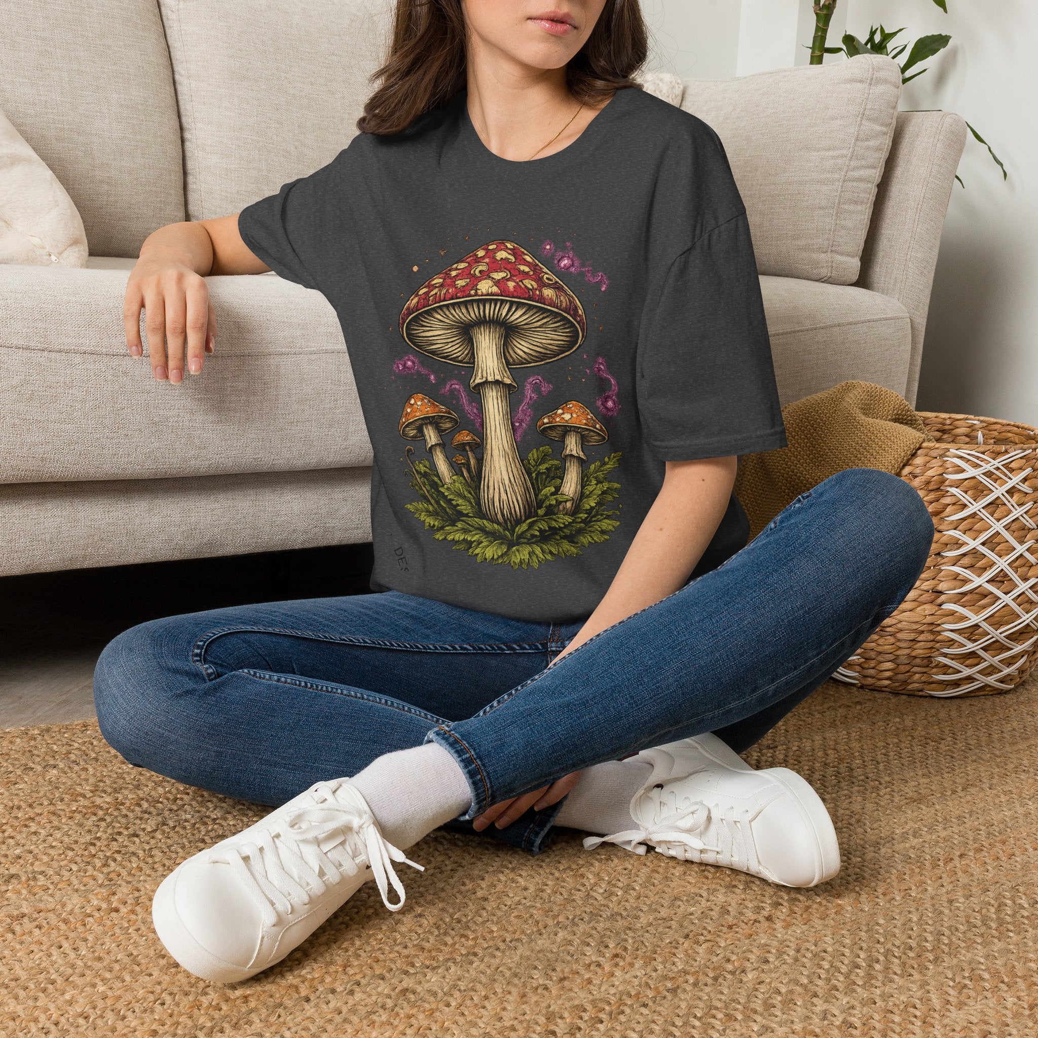 City: Vancouver Mushroom Illustration T-Shirt – Vintage Red Toadstool Graphic