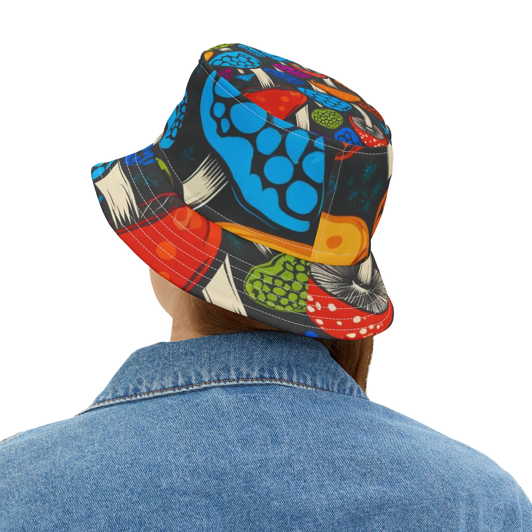 Psychedelic Mushroom Pattern Bucket Hat — Colorful Retro Fungi Print