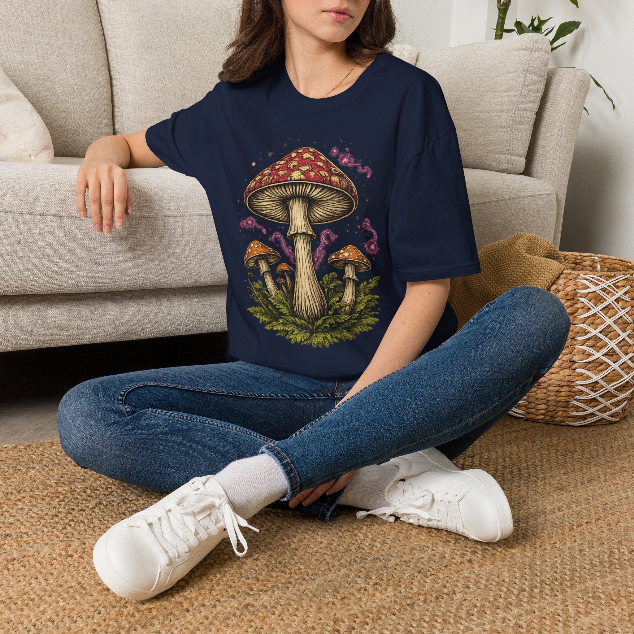 City: Vancouver Mushroom Illustration T-Shirt – Vintage Red Toadstool Graphic